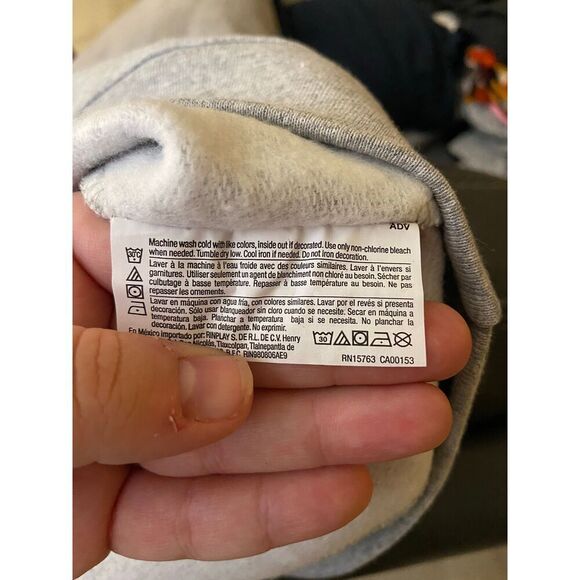 New! Champion Grey Long Sleeve Pullover Sweater, Size Medium, NWT - Picture 6 of 6